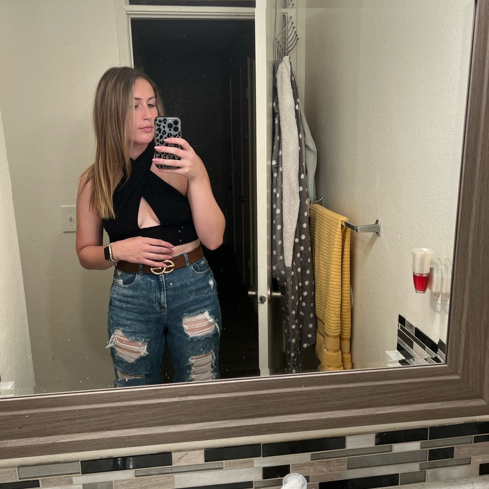 Twist neck crop top